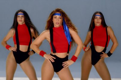 Οι 6 φορές βραβευμένοι με βραβείο Grammy, πρωτοπόροι Black Eyed Peas με την τραγουδίστρια-τραγουδοποιό από την Κολομβία Shakira παρουσιαζουν το music video για το νεότερο single τους “Girl Like Me”.